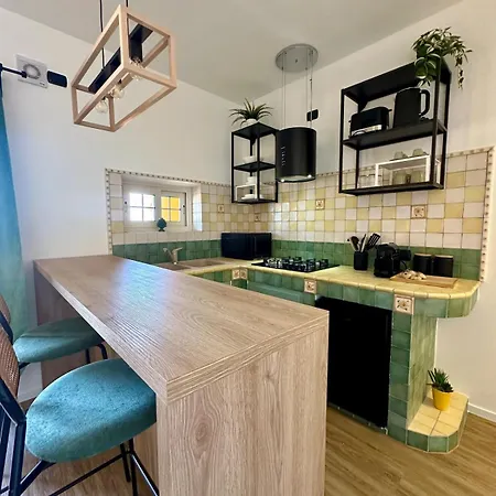 Rosa - Donna Rosa Apartment