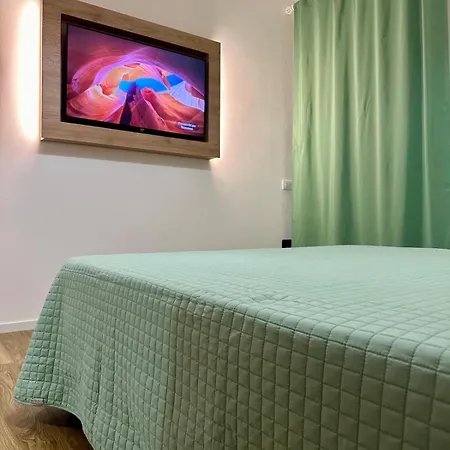 Rosa - Donna Rosa Apartment Cefalu